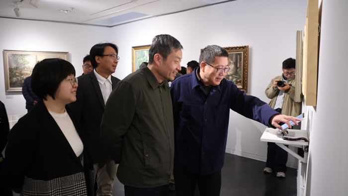 一个具有69年历史学院的“思想文脉”——“人民的‘形式’:清华大学美术学院的艺术之路”展览开幕